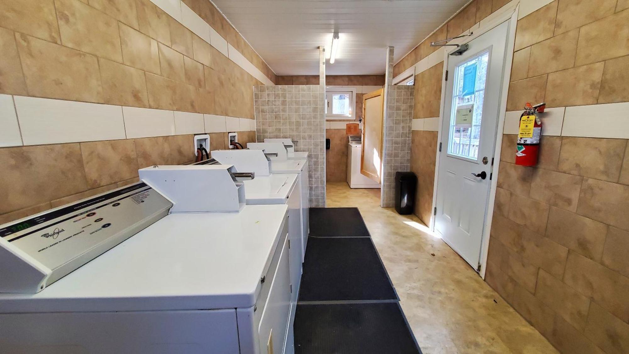 Oakhill Pines Campground Bridgewater Exteriör bild